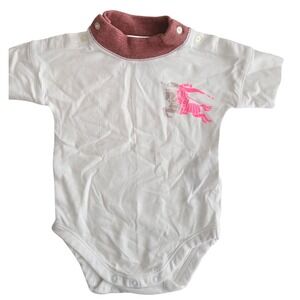Burberry Children White Pink Knight Logo Bodysuit Mauve Mock Neck 6M‎ 66/44